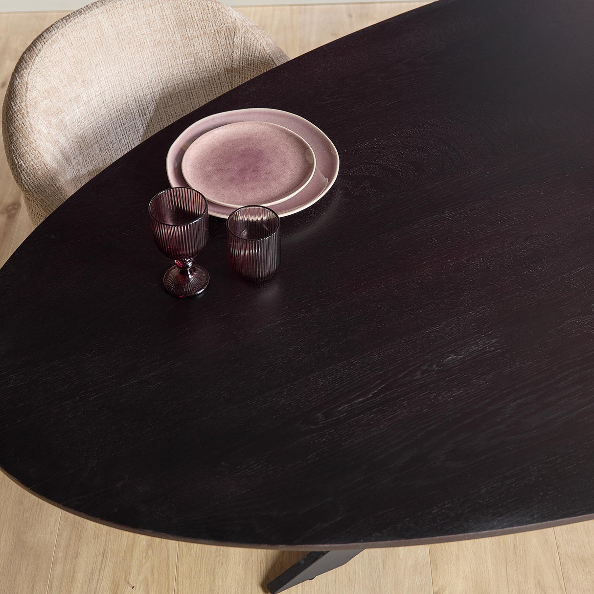 Ovale Eettafel - Zwart Europees Eikenhout - 280 cm - Stalen Spider-poot