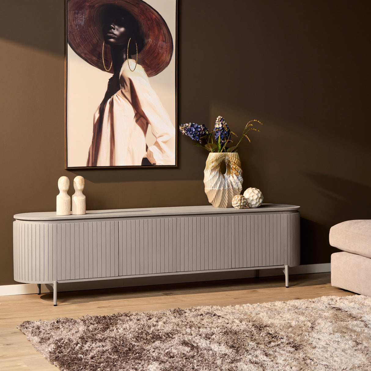 Tv-meubel - Taupe Mangohout - 210 cm - Verticaal Lattenpatroon