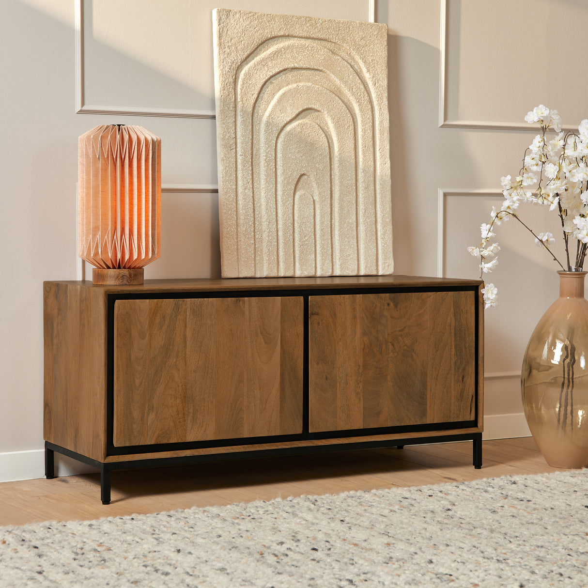 Tv-meubel - Naturel - Mangohout - 120 cm - 2 Deuren - Greeploos