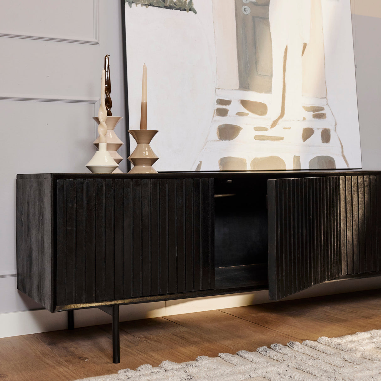 Tv-meubel - Zwart - Mangohout - 165 cm - 4 Deuren