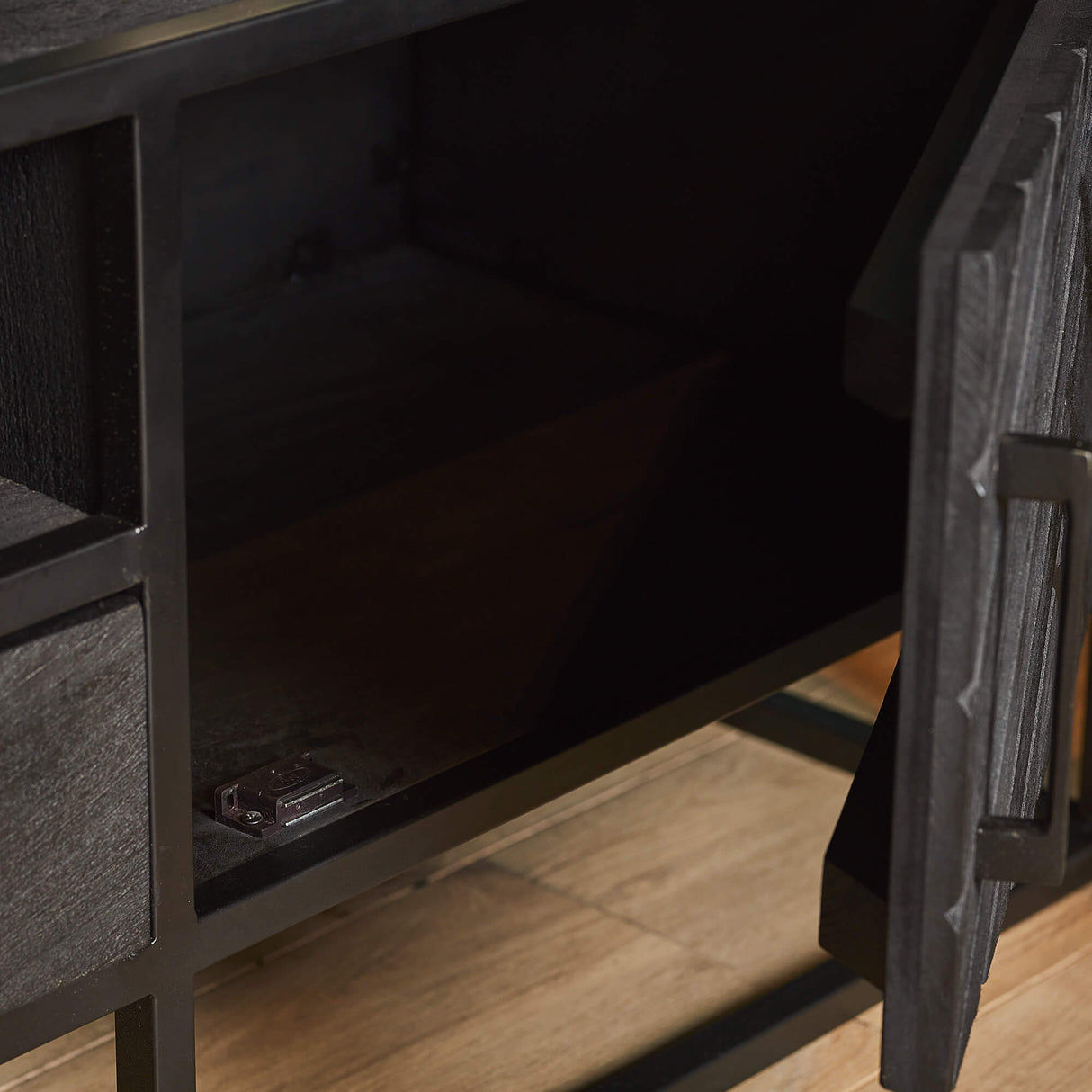 Tv-meubel - Zwart - Mangohout - 180 cm - 2 Deuren - 1 Lade