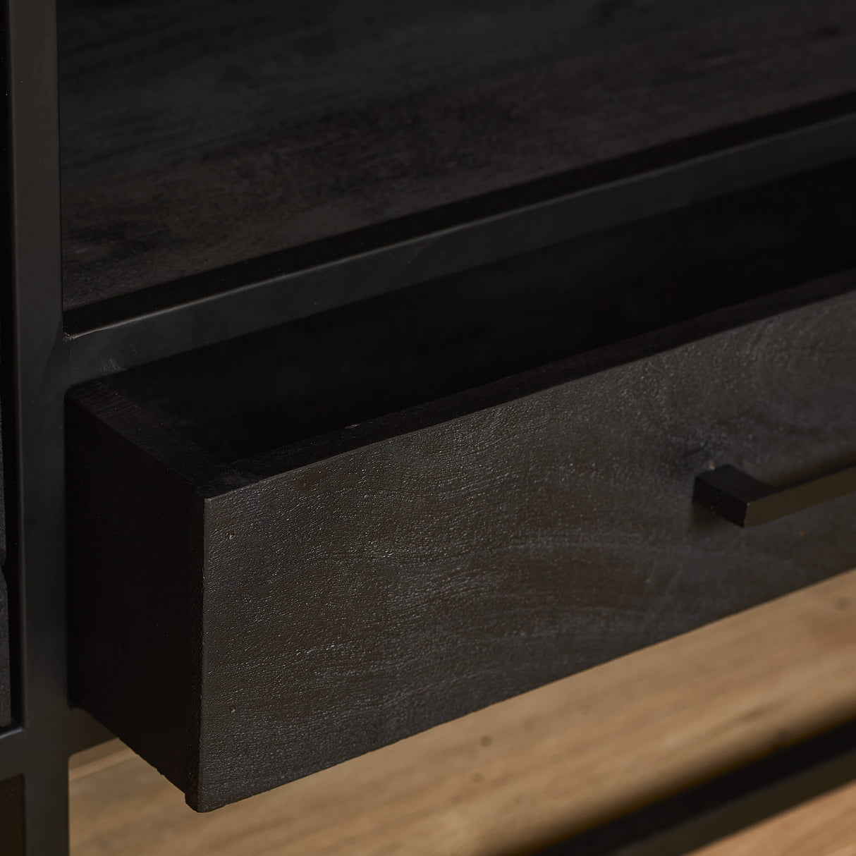 Tv-meubel - Zwart - Mangohout - 180 cm - 2 Deuren - 1 Lade