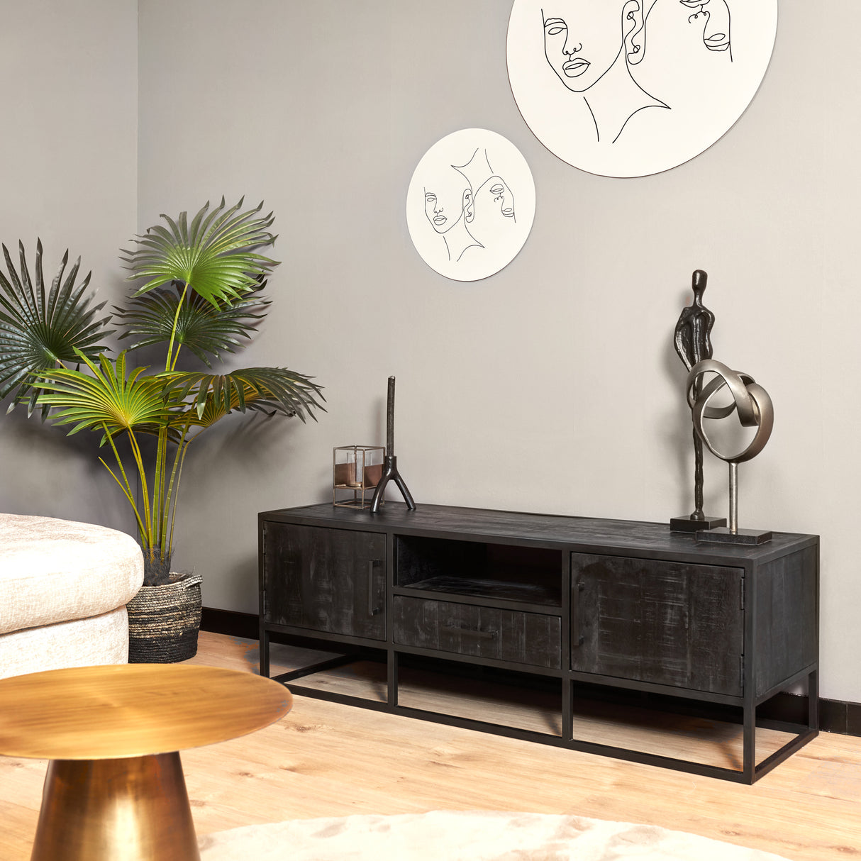 Tv-meubel - Zwart - Mangohout - 145 cm - 2 Deuren - 1 Lade