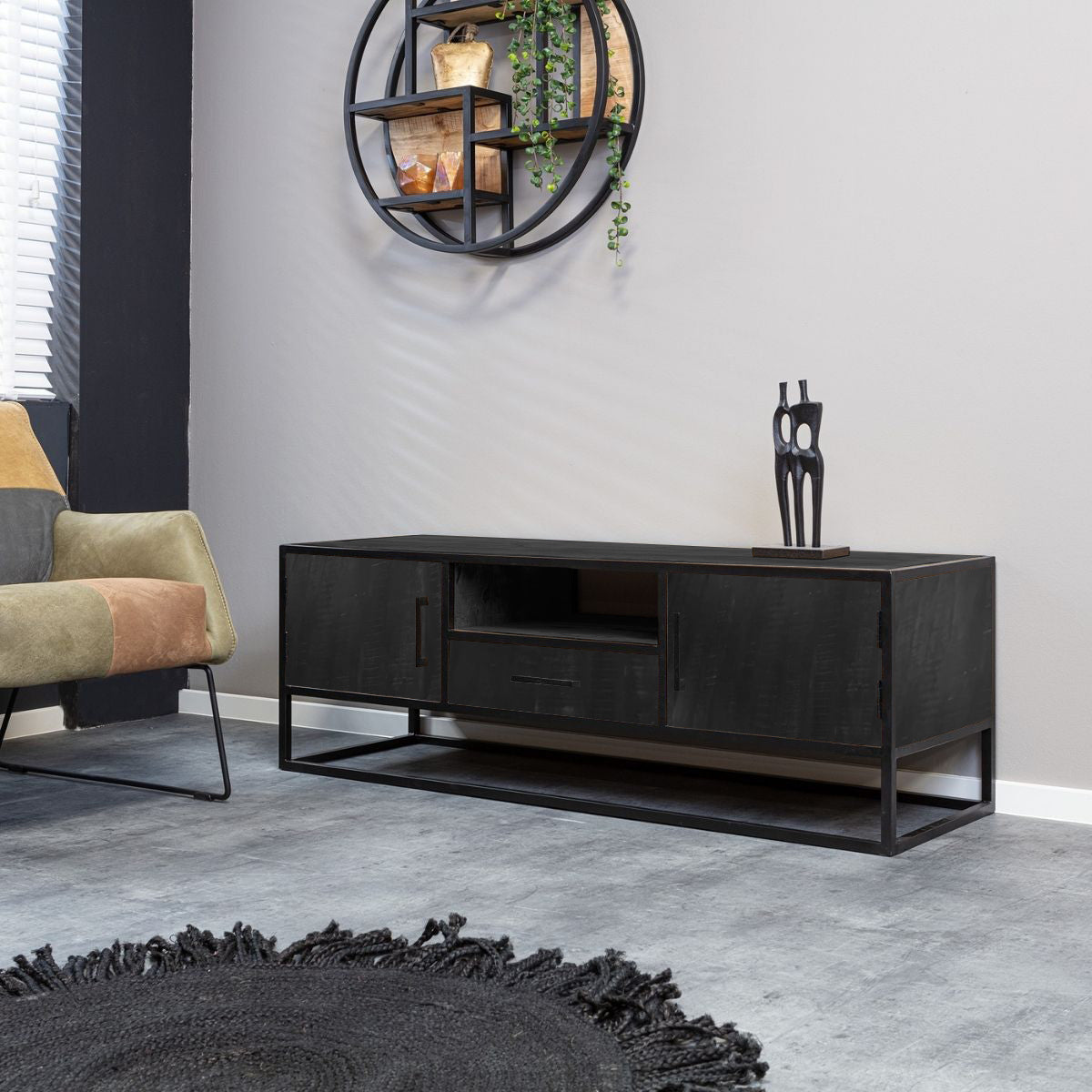 Tv-meubel - Zwart - Mangohout - 145 cm - 2 Deuren - 1 Lade