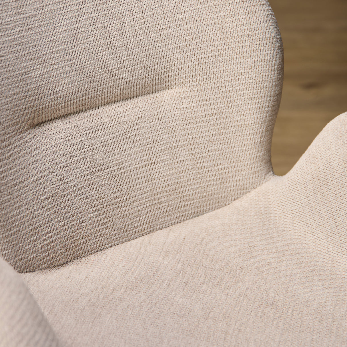 Eetkamerstoel - Beige - Stof - Hout - Draaibaar - Armleuning
