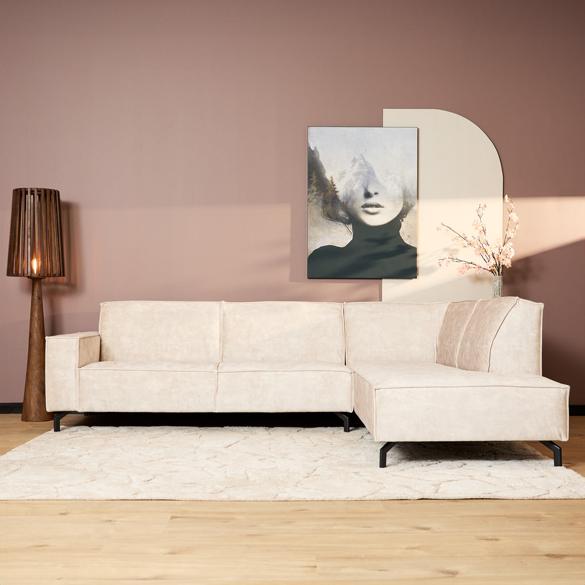Hoekbank van beige velvet met strakke lijnen, 2,5-zits met divan rechts, foto 3