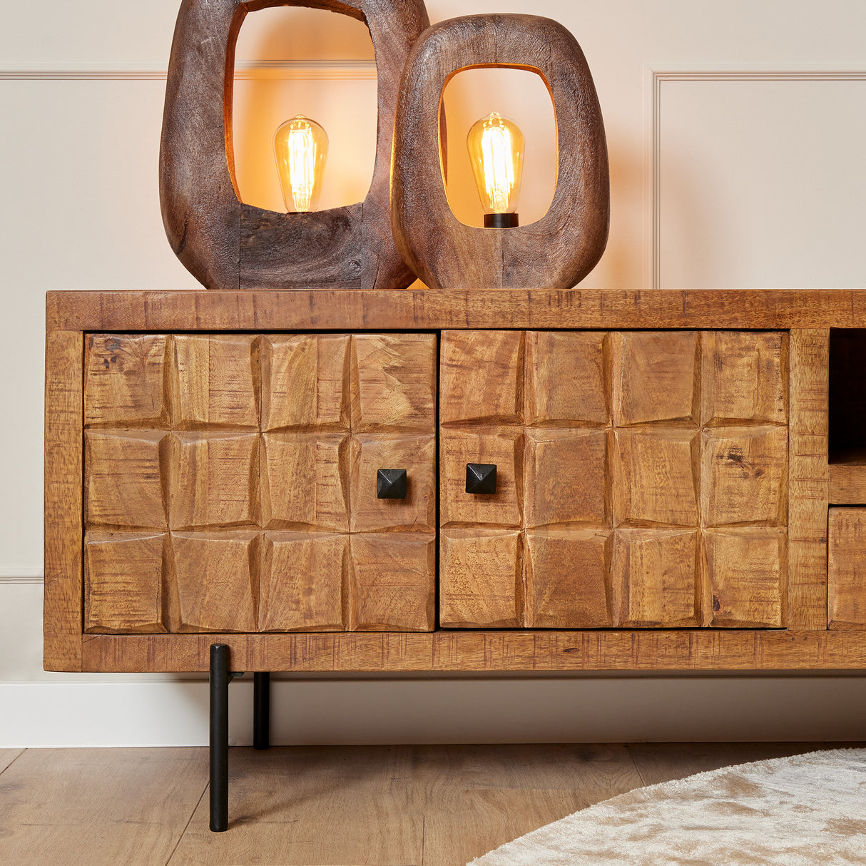 Tv-meubel Naturel Mangohout - 220 cm - Uniek Blokkenpatroon en Royale Opbergruimte