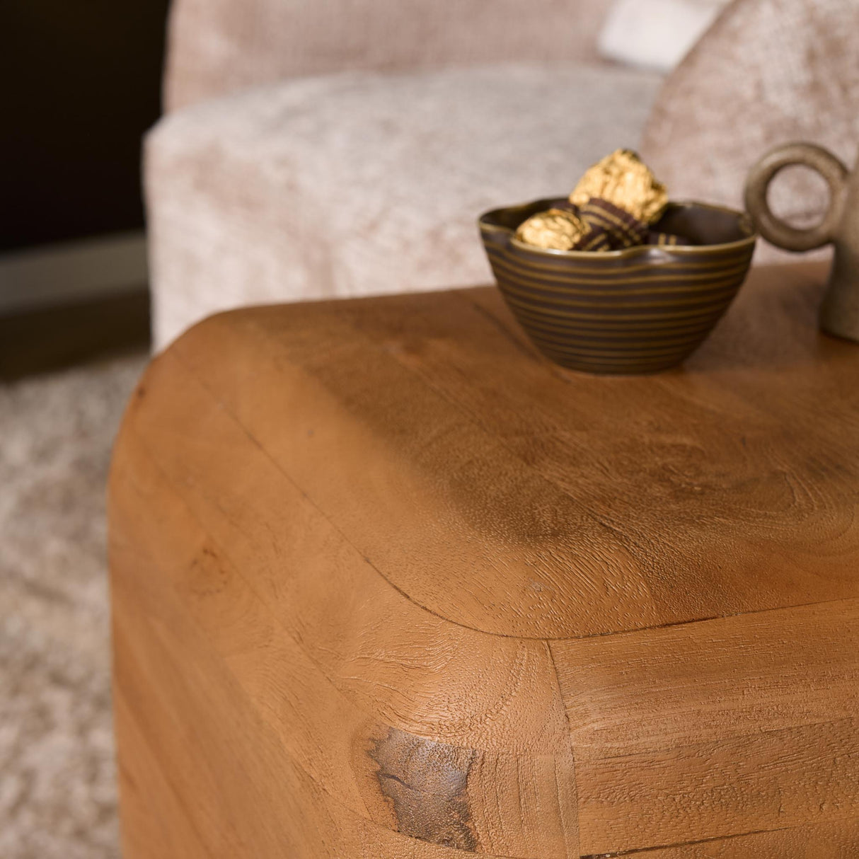 Vierkante Bijzettafel - Naturel Mangohout - 45 cm - Organische Hoeken End Tables Starfurn