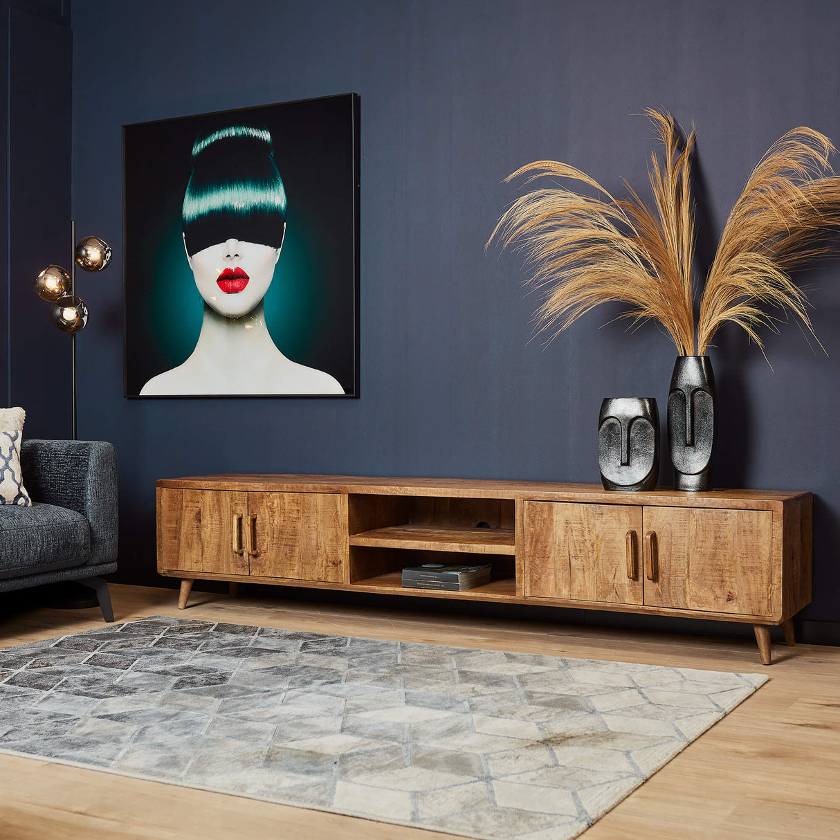 Tv-meubel - Naturel - Mangohout - 240 cm - 3 Deuren - 2 Vakken