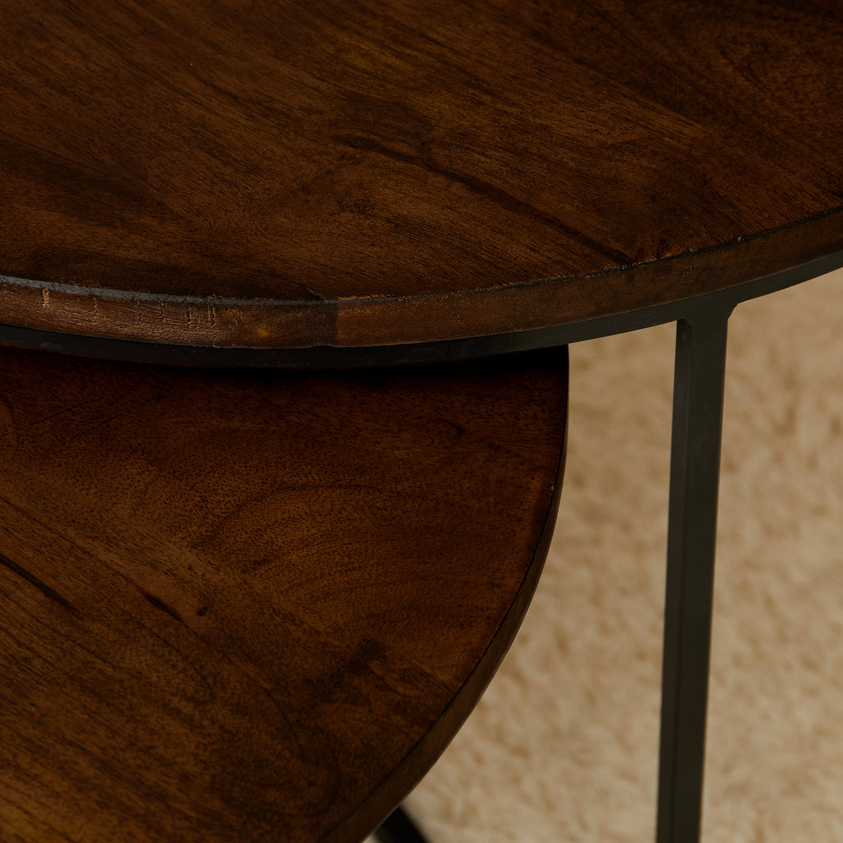 Salontafel Set van 2 - 70 cm & 60 cm - Bruin Mangohout - Zwart Stalen Frame