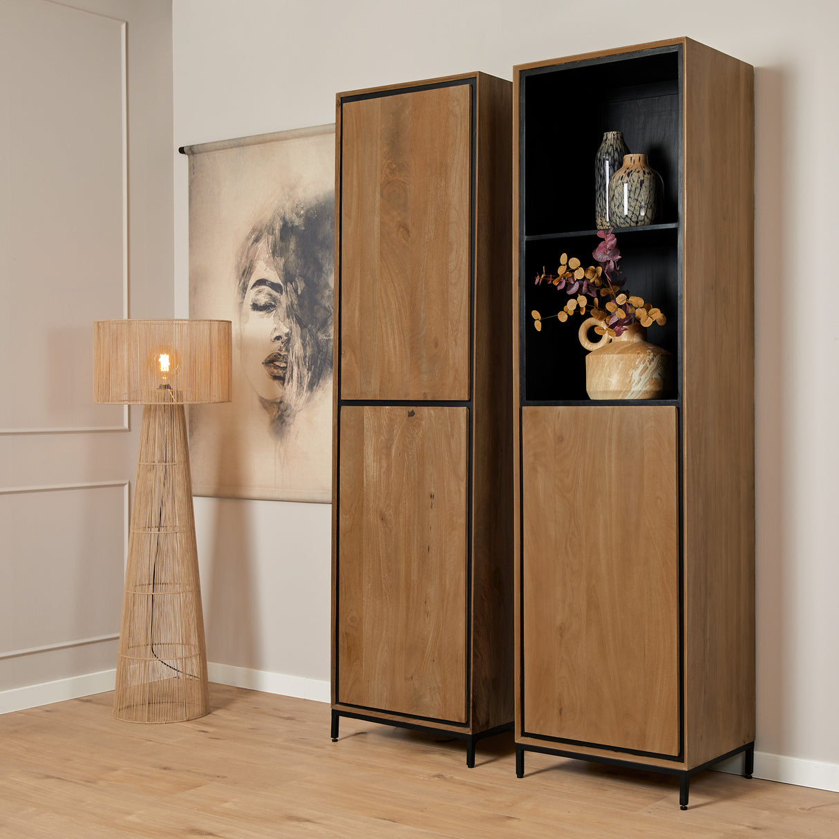 Opbergkast Naturel Mangohout - 60 cm - Twee Greeploze Deuren en Metalen Onderstel