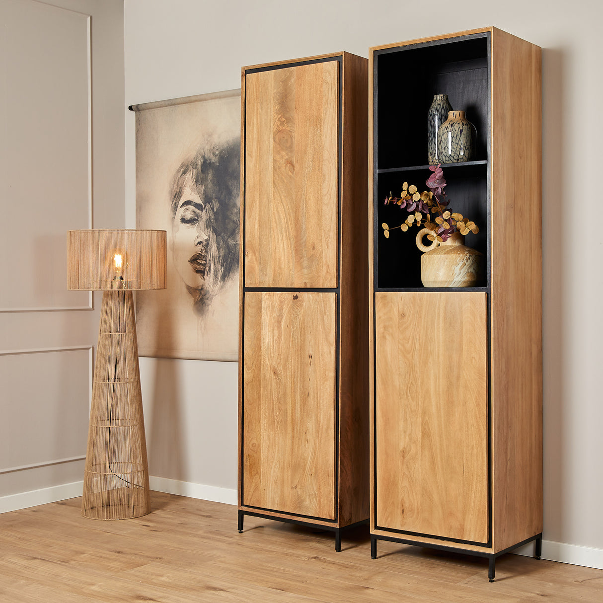 Opbergkast Naturel Mangohout - 60 cm - Twee Greeploze Deuren en Metalen Onderstel
