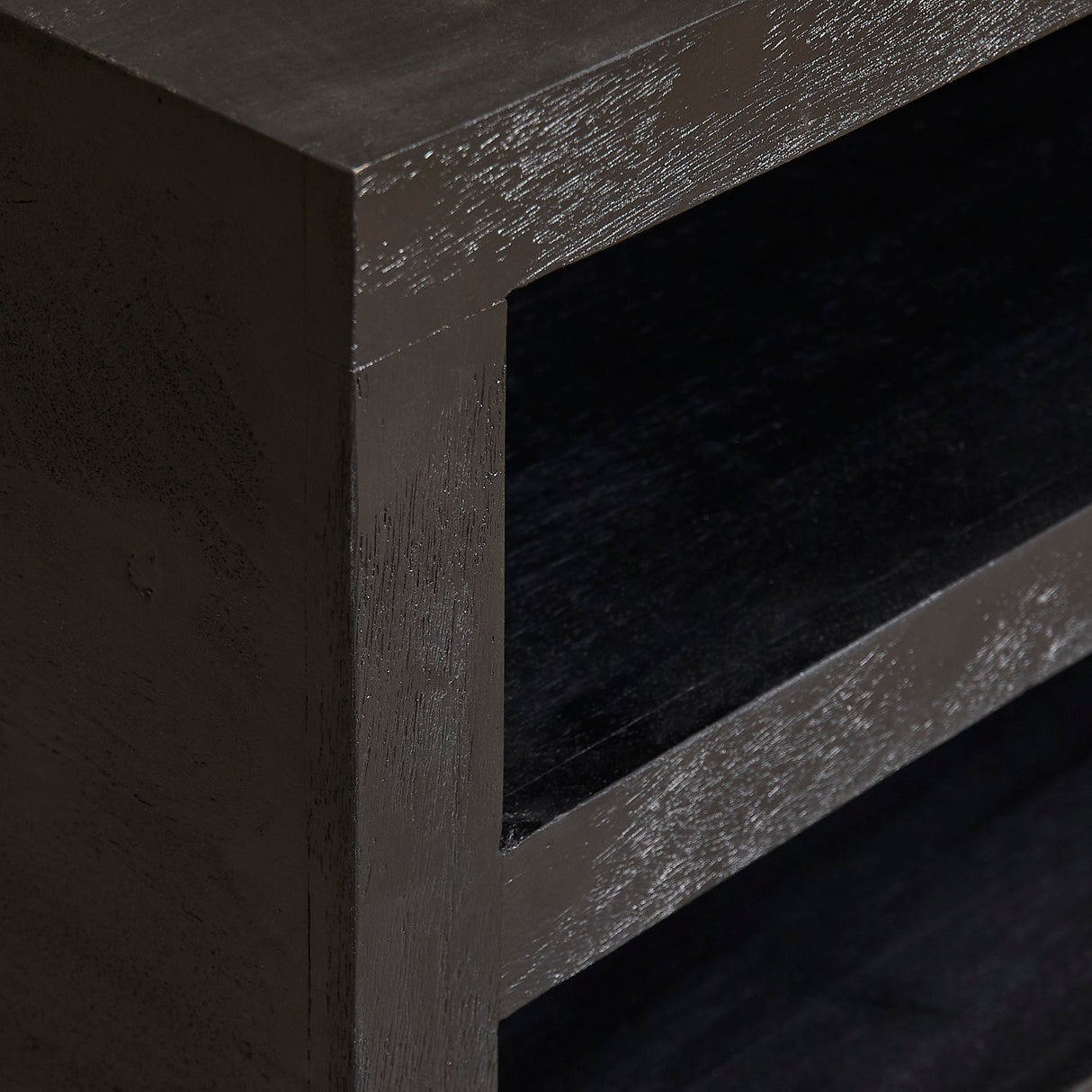 Vierkante Salontafel Zwart Mangohout - 80 cm - Modern Blokdesign met Dubbel Opbergvak