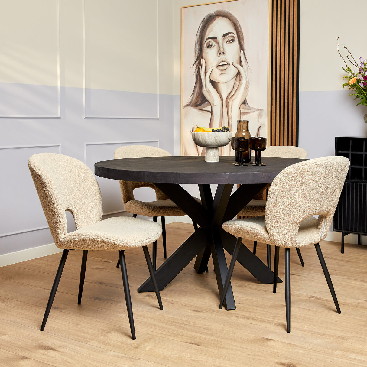 Ronde eettafel - Zwart - Mangohout - 130 cm - Matrixpoot