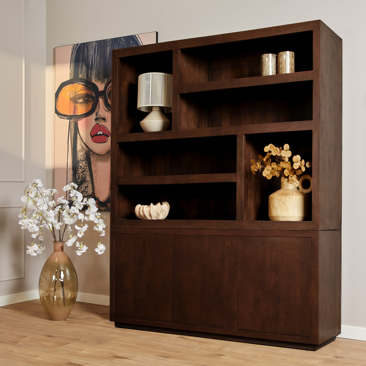 Vakkenkast XL - Bruin Mangohout - 160 cm - Modern Design - 3 Deuren