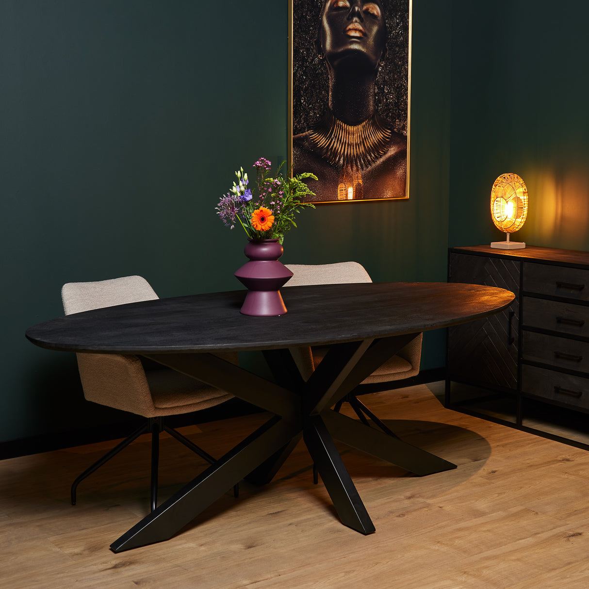 Eettafel - Zwart - Mangohout - Metaal - 210 cm - Ovaal