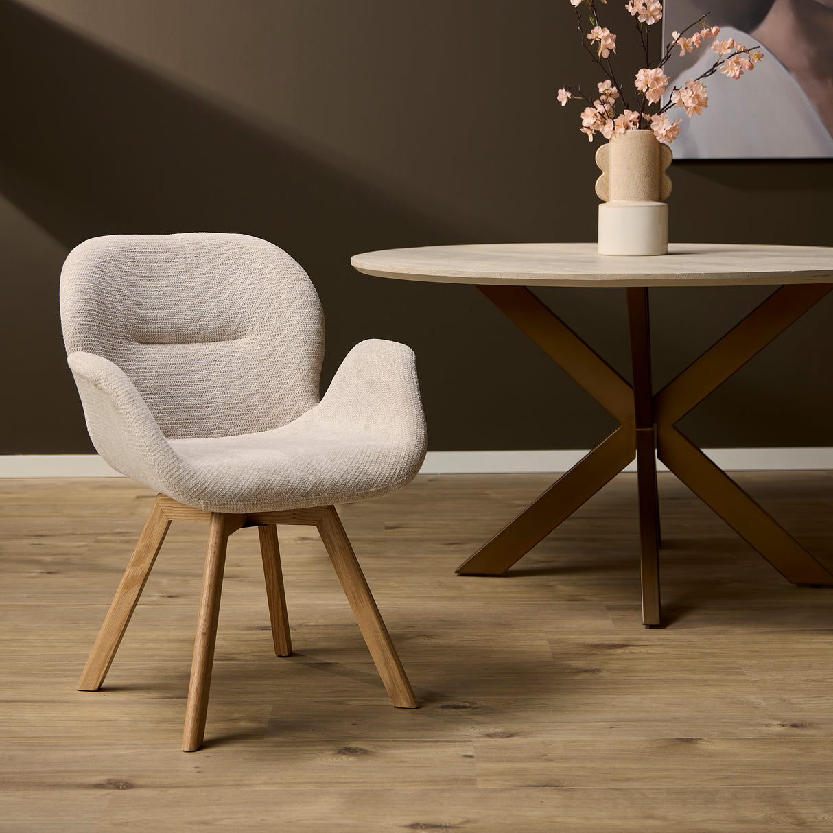 Eetkamerstoel - Beige - Stof - Hout - Draaibaar - Armleuning