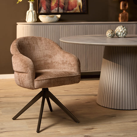 Eetkamerstoel Bella | Cinnamon | Poot Bronze | Met armleuning Starfurn