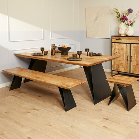 Eettafel van massief mangohout met zwarte metalen poten, 200 cm
