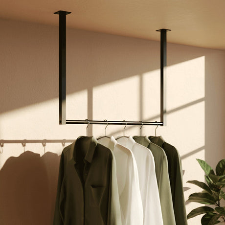 Kledingstang in zwart van metaal, voor wand- en plafondmontage, modern design, foto 2