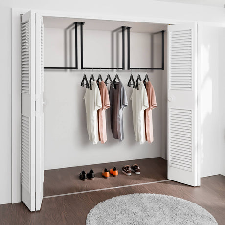 Kledingstang in zwart van metaal, voor wand- en plafondmontage, modern design, foto 3