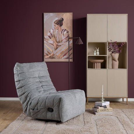 Draaibare relaxfauteuil in grijs met geplooide bekleding en schommelstand, foto 2